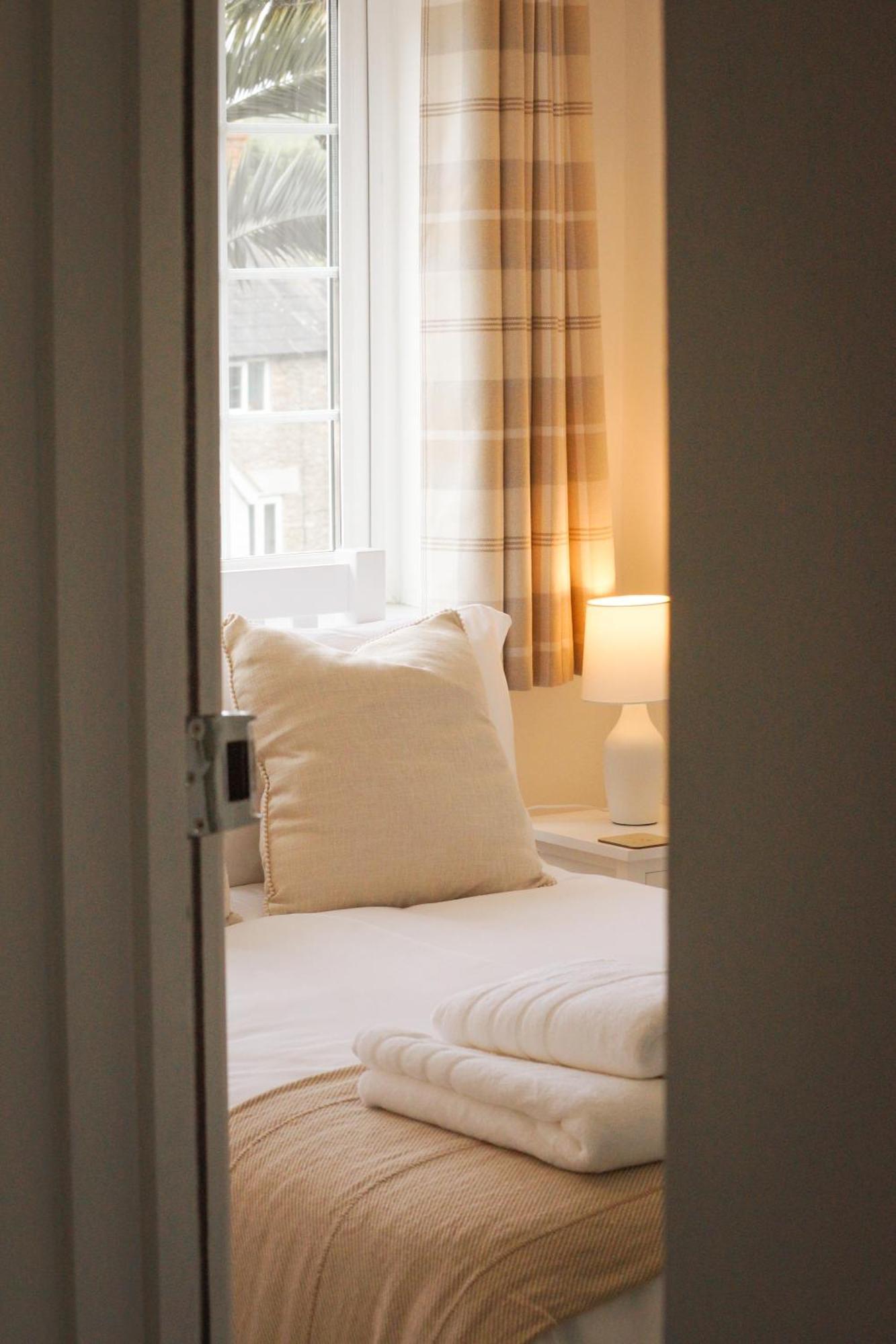 Lemon Tree Inn - Newly Refurbished Coastal Stay Swyre Exteriér fotografie