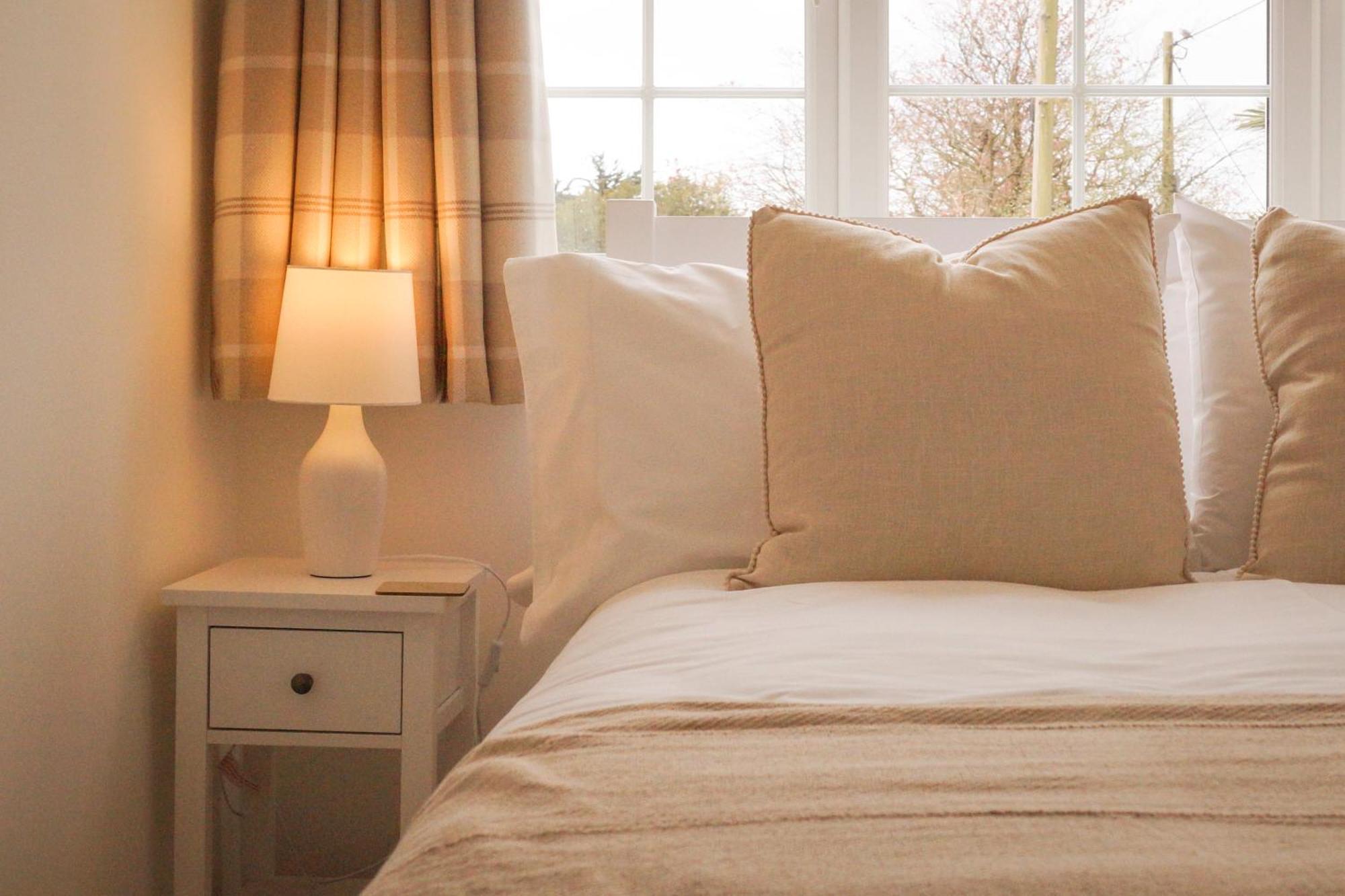 Lemon Tree Inn - Newly Refurbished Coastal Stay Swyre Exteriér fotografie